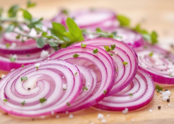 Calculating Carbs in Red Onions for Your Diet